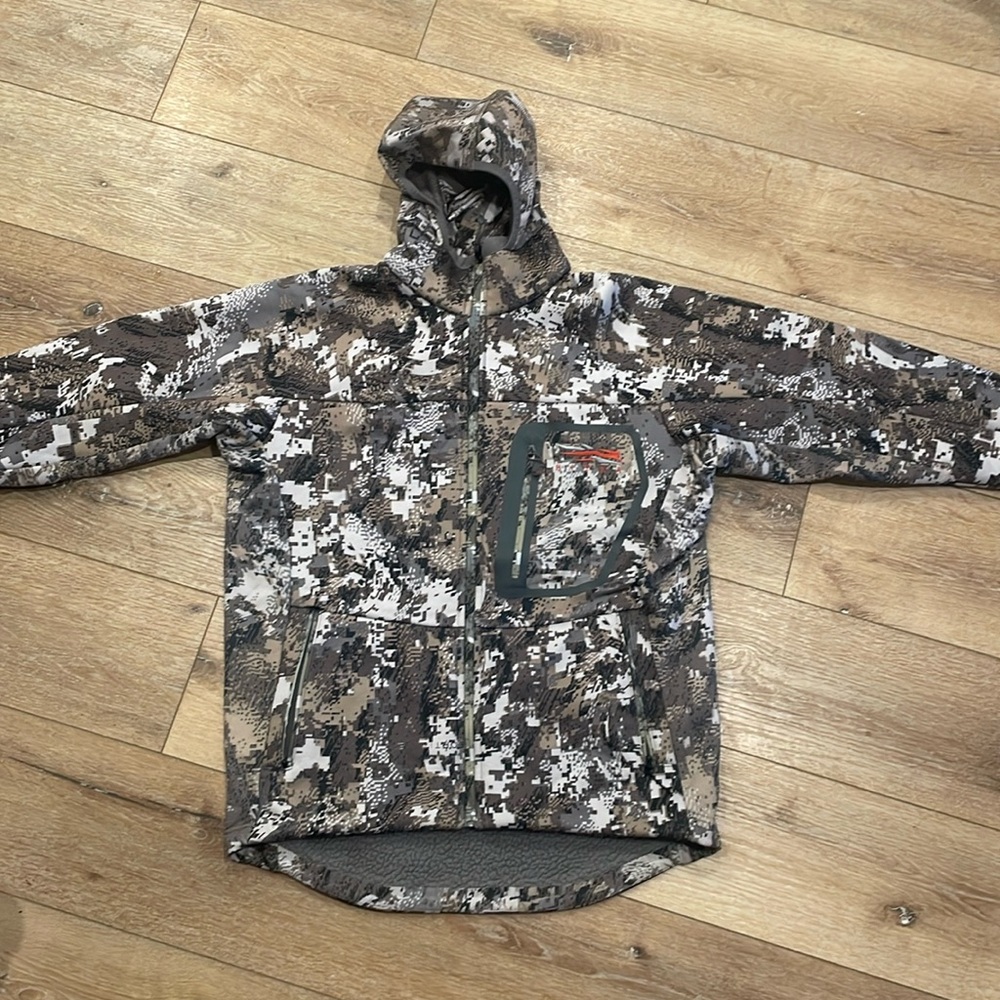 Men’s Sitka Equinox hoodie